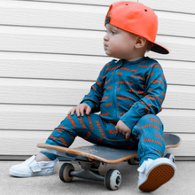 Load image into Gallery viewer, DOUBLE ZIP SLEEPER - PIPELINE DREAMS