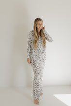 Load image into Gallery viewer, Women's Bamboo Pajama | Darlin'