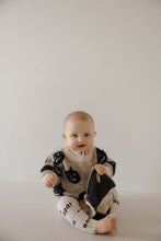 Load image into Gallery viewer, Cozy Sweater | Halloween