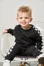 Load image into Gallery viewer, Side Checkered Pullover - Black