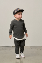 Load image into Gallery viewer, Waffle Jogger - Shadow