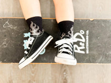 Load image into Gallery viewer, Gray Flames