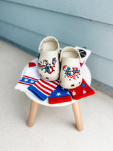 Load image into Gallery viewer, America Charms