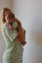 Load image into Gallery viewer, Shortie Bamboo Zip | Flash