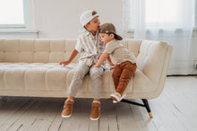 Load image into Gallery viewer, Desert Sand William {Premium Leather}