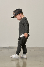 Load image into Gallery viewer, Waffle Jogger - Shadow