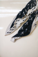 Load image into Gallery viewer, Knit Blanket