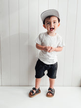 Load image into Gallery viewer, Harem Short - Black