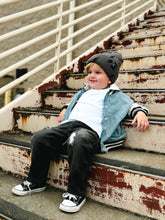 Load image into Gallery viewer, Charcoal Bolt Beanie