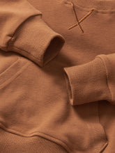 Load image into Gallery viewer, Pocket Pullover - Chestnut