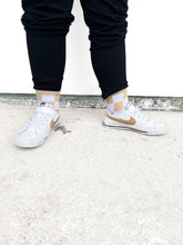 Load image into Gallery viewer, Beige + White Checker