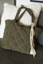 Load image into Gallery viewer, Quilted Shoulder Bag