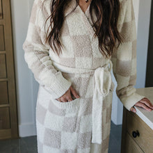Load image into Gallery viewer, Women's Taupe Checkered Robe