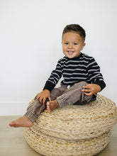 Load image into Gallery viewer, Ozzy Long Sleeve