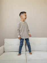 Load image into Gallery viewer, Ozzy Long Sleeve