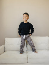 Load image into Gallery viewer, Wes Jeans