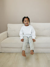 Load image into Gallery viewer, Charlie Jeans