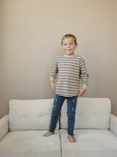 Load image into Gallery viewer, Ozzy Long Sleeve