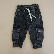 Load image into Gallery viewer, Wes Jeans