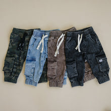 Load image into Gallery viewer, Wes Jeans