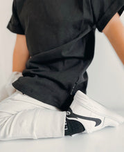 Load image into Gallery viewer, Basic Tee - Black