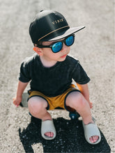 Load image into Gallery viewer, VIBIN' HAT