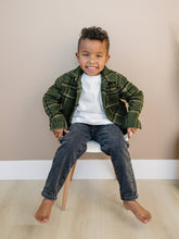 Load image into Gallery viewer, Max Button Up Shirt