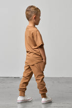 Load image into Gallery viewer, Oversized Bamboo Tee - Chestnut
