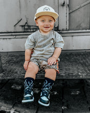 Load image into Gallery viewer, Grey acid wash logo tee
