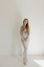 Load image into Gallery viewer, Women&#39;s Bamboo Pajama | Darlin&#39;
