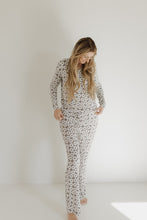 Load image into Gallery viewer, Women&#39;s Bamboo Pajama | Darlin&#39;
