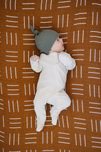 Load image into Gallery viewer, Winter Green Organic Ribbed Newborn Knot Hat
