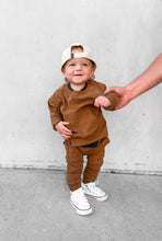 Load image into Gallery viewer, Jogger - Chestnut
