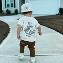 Load image into Gallery viewer, 100% ORGANIC COTTON DOPE THREADS SWELL DAYS TEE
