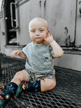 Load image into Gallery viewer, Grey acid wash logo tee
