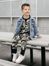 Load image into Gallery viewer, Denim Jacket
