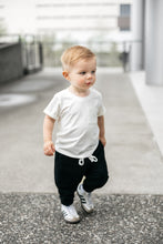 Load image into Gallery viewer, Bamboo Pocket Tee - Off White
