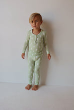 Load image into Gallery viewer, Bamboo Two Piece Pajamas | Flash
