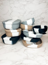 Load image into Gallery viewer, Dip Dye Square Suction Bowl
