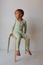 Load image into Gallery viewer, Bamboo Two Piece Pajamas | Flash

