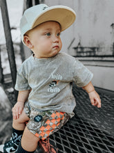 Load image into Gallery viewer, Grey acid wash logo tee
