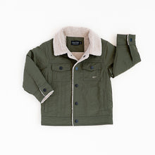 Load image into Gallery viewer, EZRA WATER RESISTANT JACKET - OLIVE

