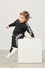 Load image into Gallery viewer, Side Checkered Pullover - Black
