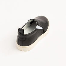 Load image into Gallery viewer, Ebony Classic Slip On
