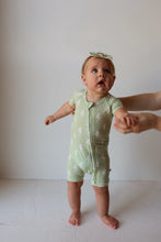 Load image into Gallery viewer, Shortie Bamboo Zip | Flash
