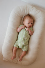 Load image into Gallery viewer, Shortie Bamboo Zip | Flash
