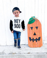 Load image into Gallery viewer, Hey Boo | Sweatshirt
