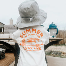 Load image into Gallery viewer, LET&#39;S COAST TEE - ORANGE CRUSH
