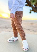 Load image into Gallery viewer, ORGANIC COTTON JOGGERS - ALMOND
