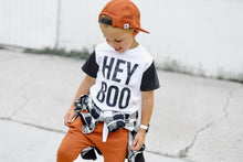 Load image into Gallery viewer, Hey Boo | T-Shirt
